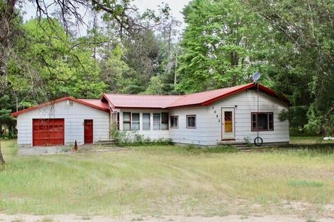 1052 Goose Creek Rd, Grayling, MI 49738