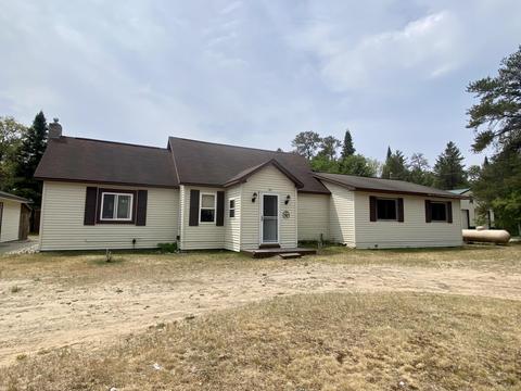 2150 Shaw Park Rd, Grayling, MI 49738