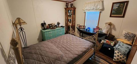 5555 Point Dr, Gladwin, MI 48624 photo 9