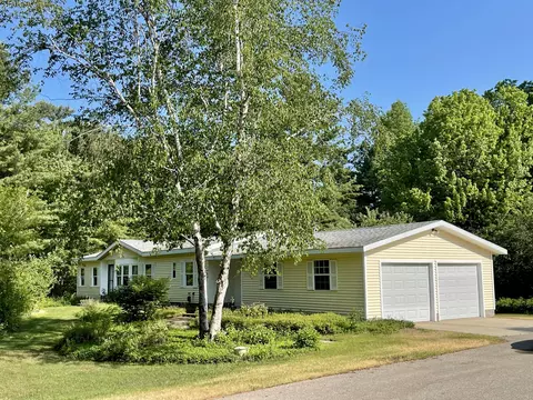 1468 Five Lakes Road Gaylord Mi 49735 Rd, Gaylord, MI 49735