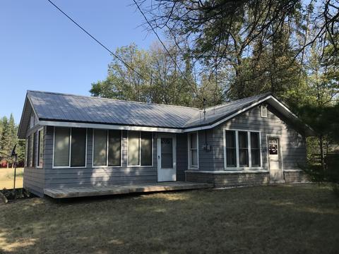3655 E Butzin Dr, Mio, MI 48647