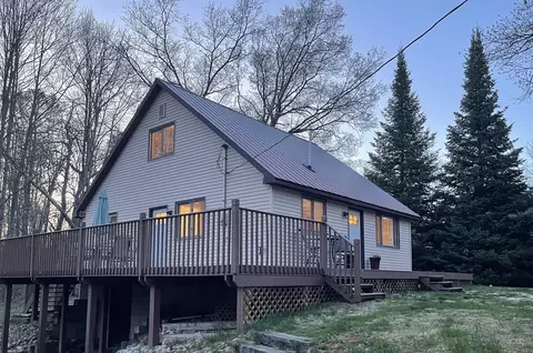 6390 Bear Lake Dr, Johannesburg, MI 49751