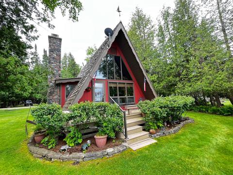 1781 Thul Lane Indian River Mi 49749 Ln, Indian River, MI 49749