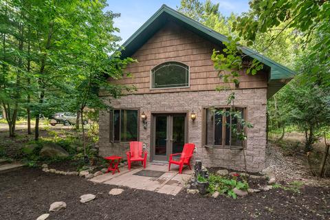 6526 Van Tassel Trail Indian River Mi 49749 Trl, Indian River, MI 49749