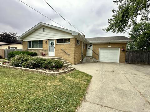 3576 Seville Ln, Saginaw, MI 48604