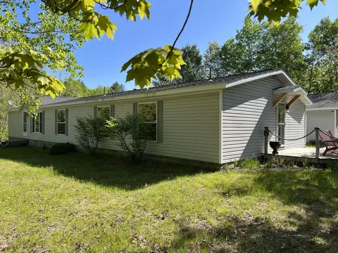 6930 Arrowroot Trl, Gaylord, MI 49735