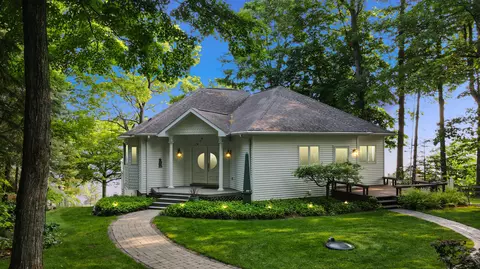 935 Rivers End Drive Indian River Mi 49749 Dr, Indian River, MI 49749