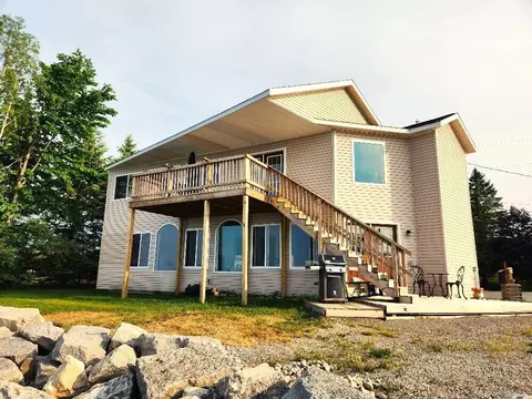 158 Bear Point Rd, Alpena, MI 49707