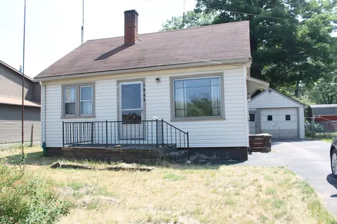2605 S Gladwin Rd, Prudenville, MI 48651