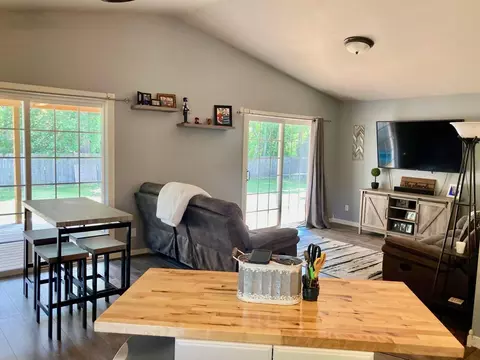 903 W Deer Street Gladwin Mi 48624 St, Gladwin, MI 48624 photo 6