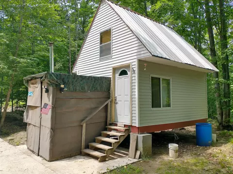 N Sunshine Trail, Vanderbilt, MI 49795 photo 2