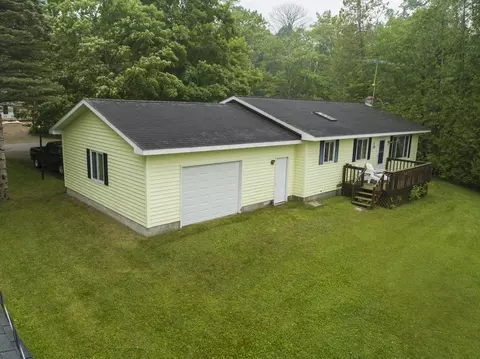 17780 Birch St, Alpena, MI 49707