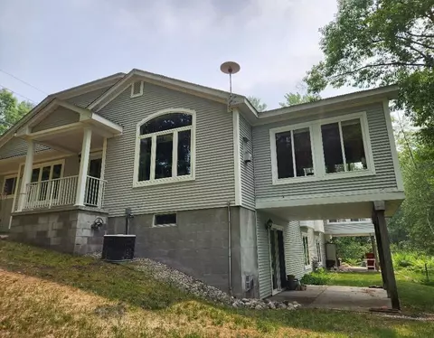 1290 Fox Farm Dr, Alpena, MI 49707