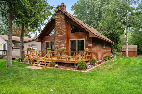 1051 Hendricks Dr, Onaway, MI 49765