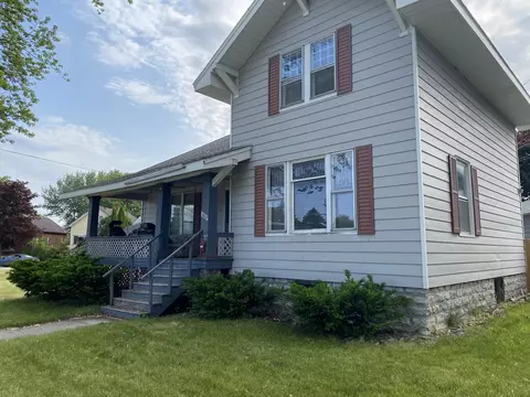 302 Long Lake Ave, Alpena, MI 49707