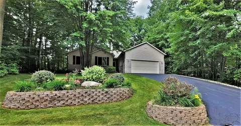 106 Questview Drive Houghton Lake Mi 48629 Dr, Houghton Lake, MI 48629