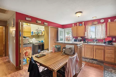 910 W Martin St, Gladwin, MI 48624 photo 6