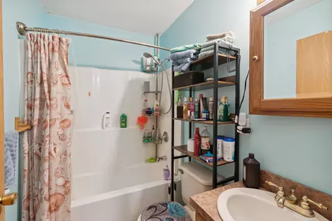 910 W Martin St, Gladwin, MI 48624 photo 8