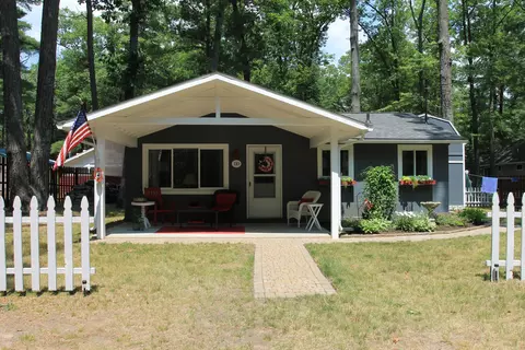 110 Walnut Ave, Roscommon, MI 48653 photo 23
