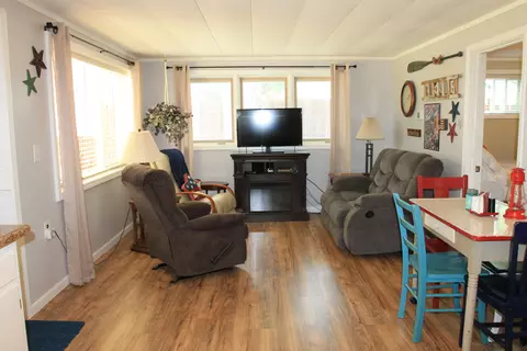 110 Walnut Ave, Roscommon, MI 48653 photo 8