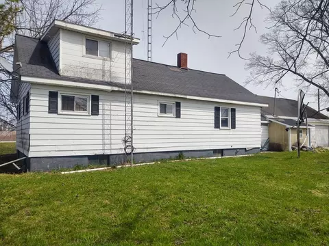 6604 County Road 441, Hawks, MI 49743