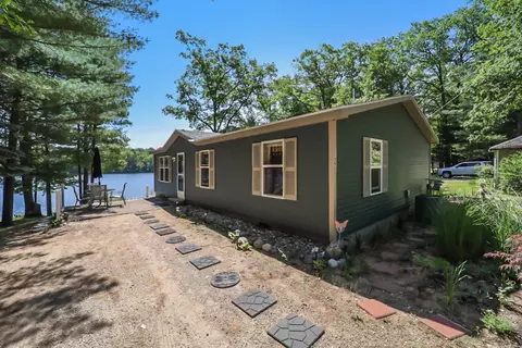11353 Manning Dr, Frederic, MI 49733 photo 3