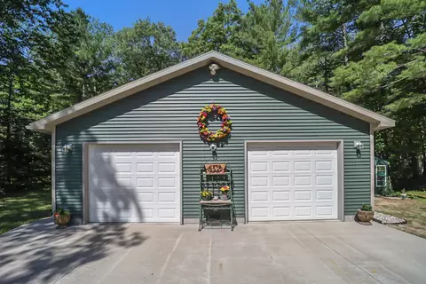 11353 Manning Dr, Frederic, MI 49733 photo 13