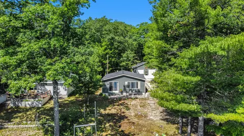 11353 Manning Dr, Frederic, MI 49733 photo 5
