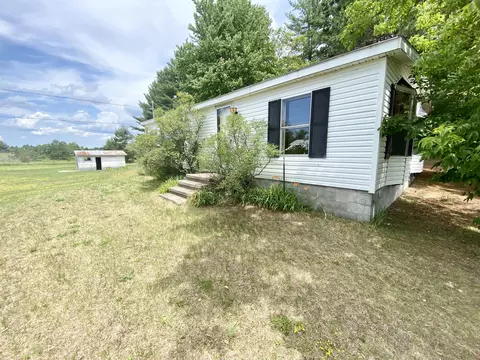 745 Berry St, Vanderbilt, MI 49795 photo 13