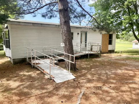 745 Berry St, Vanderbilt, MI 49795 photo 4