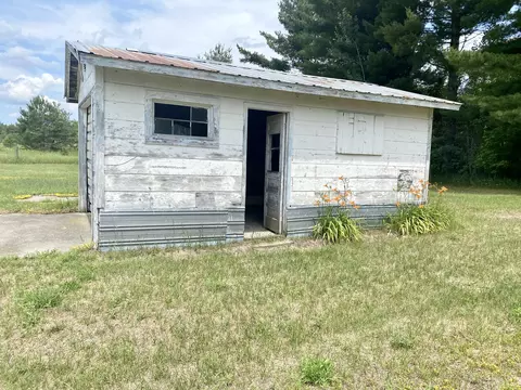 745 Berry St, Vanderbilt, MI 49795 photo 14