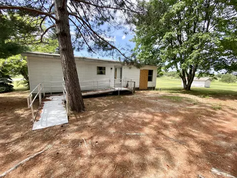745 Berry St, Vanderbilt, MI 49795 photo 12