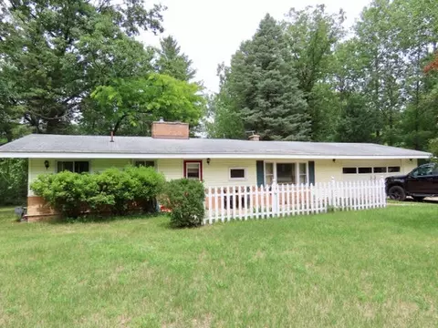 10980 River Road Atlanta Mi 49709 Rd, Atlanta, MI 49709