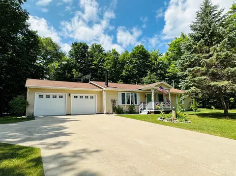 18345 N Old Mackinaw Road Cheboygan Mi 49721 Rd, Cheboygan, MI 49721