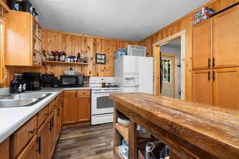 4896 Snoopy Ln, Frederic, MI 49733 photo 12