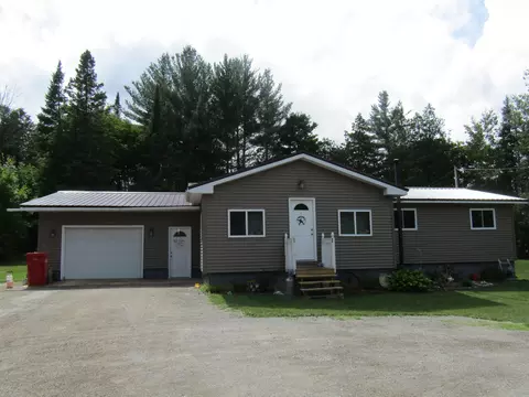 12370 M-65, Posen, MI 49776