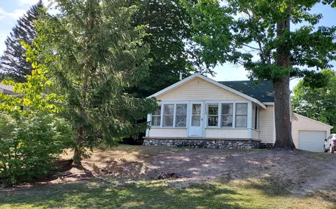 6683 Paradise Trail Carp Lake Mi 49718 Trl, Carp Lake, MI 49718