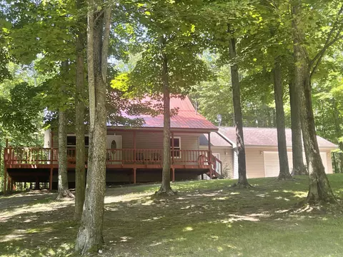 5766 Pueblo Trl, Gaylord, MI 49735