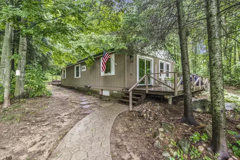 1309 Wildwood Trl, Vanderbilt, MI 49795
