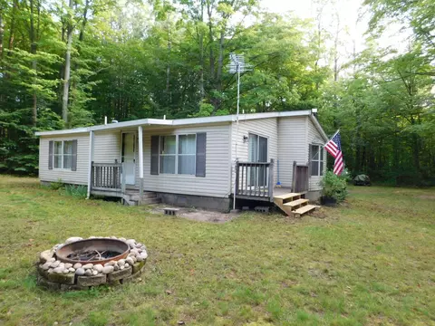 5804 Donnybrook, Frederic, MI 49733
