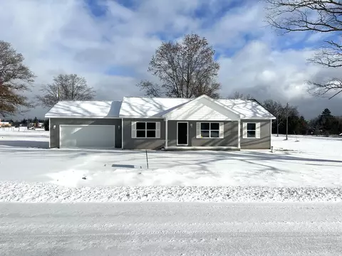3211 Jensen St, Lewiston, MI 49756