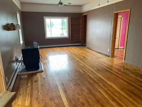 310 E State St, Cheboygan, MI 49721 photo 11
