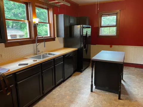 310 E State St, Cheboygan, MI 49721 photo 7