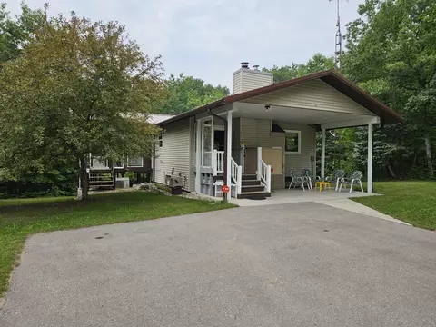 19280 Flewelling Hwy, Onaway, MI 49765