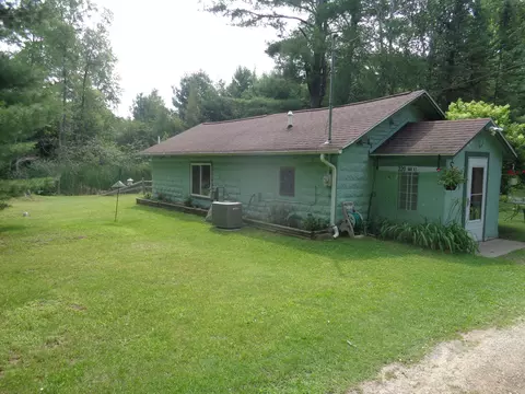 220 Oak Street Prudenville Mi 48651 St, Prudenville, MI 48651