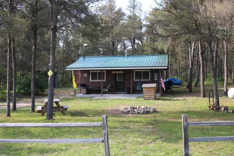 1271 Huron St, Mio, MI 48647
