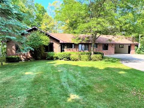 12813 Us-23, Cheboygan, MI 49721