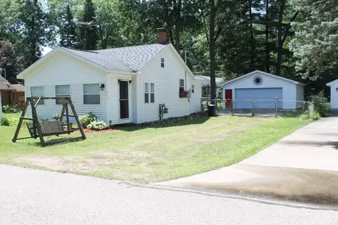 313 Beverly Drive Prudenville Mi 48651 Dr, Prudenville, MI 48651