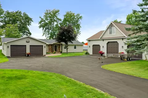 1265 E Houghton Lake Drive Houghton Lake Mi 48629 Dr, Houghton Lake, MI 48629