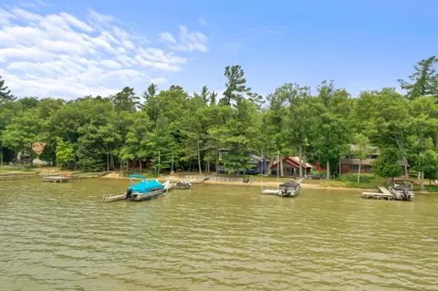 335 Clare Blvd, Roscommon, MI 48653 photo 4